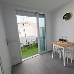 Violeta Apartment *